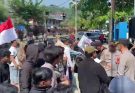 Gedor Gerbang KSOP Samarinda, Massa FKPMB Ricuh Tuntut Bongkar Gurita Pelanggaran di Sungai Mahakam!